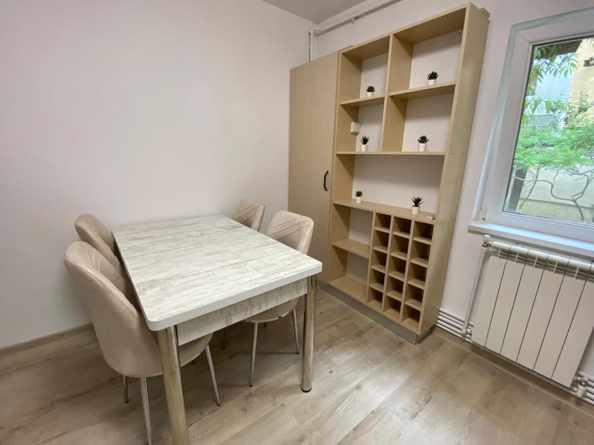 Grove Apartment Buzau Exterior photo