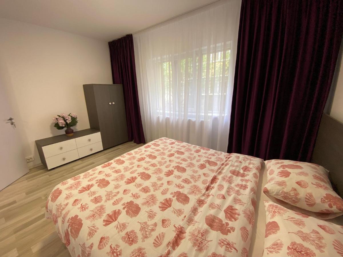 Grove Apartment Buzau Exterior photo